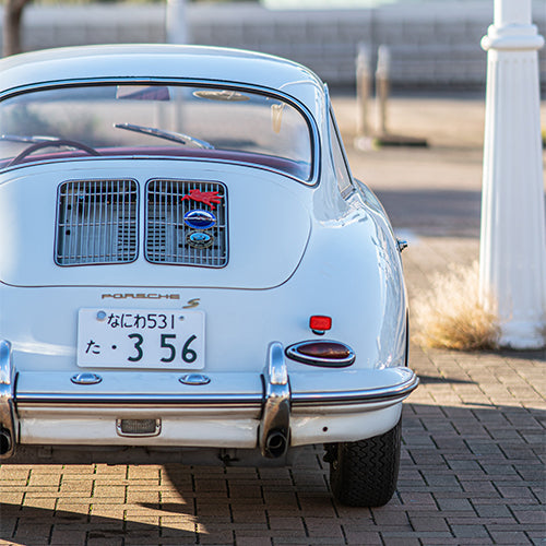 PEGASUS GRILL BADGE ON PORSCHE