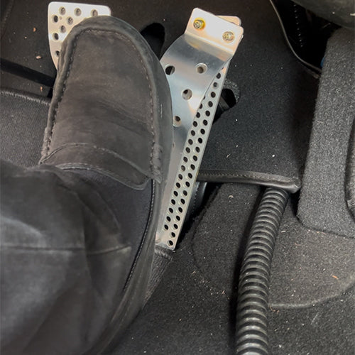 Throttle extension pedal for air-cooled 911