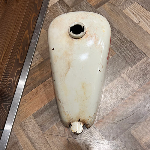 OLD SAUCE AGED GAS TANK [PEGASUS]