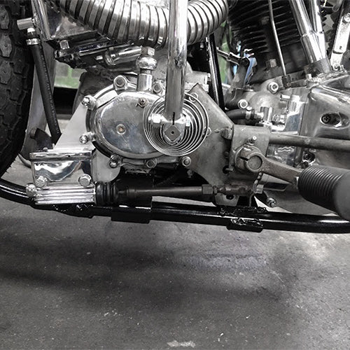 Mid control/master cylinder bracket for 4-speed TM